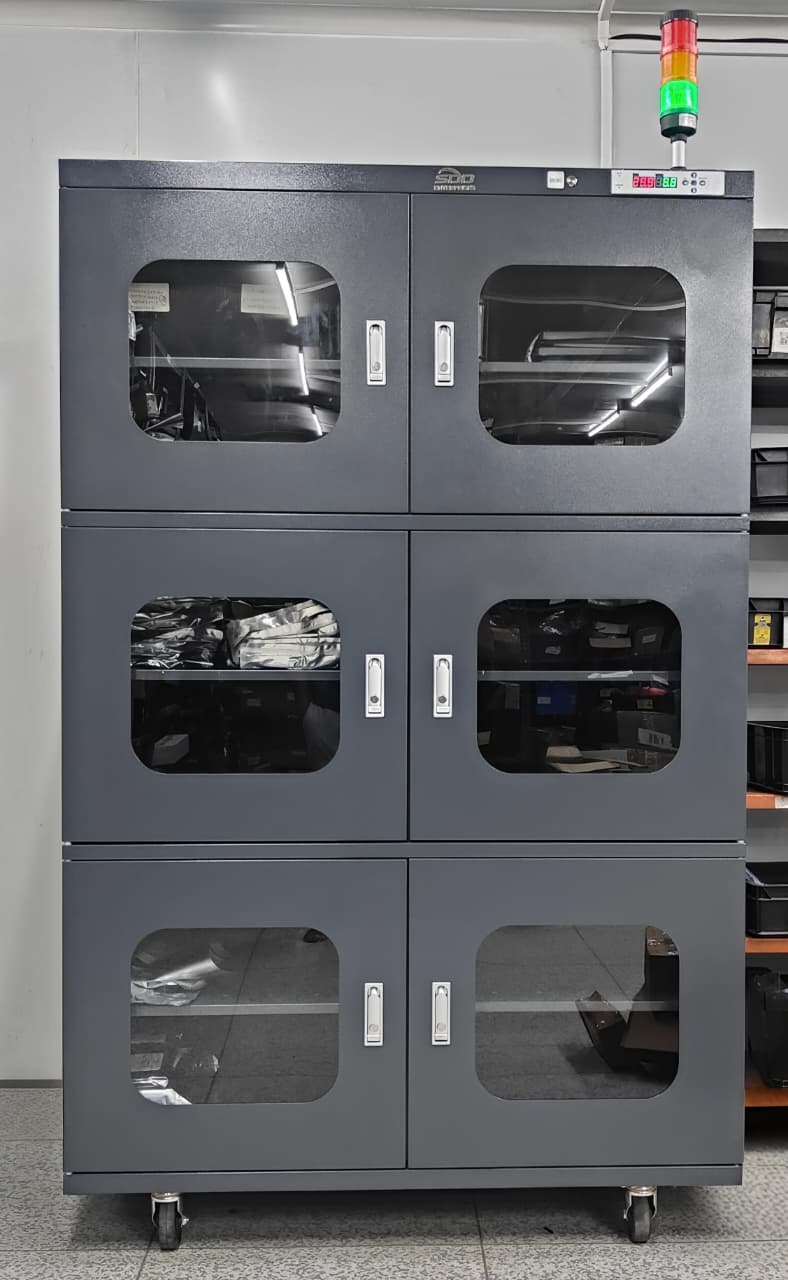 Electronic Manufacturing Capabilities Dry Cabinet
